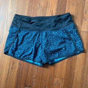 Blue patterned lululemon shorts